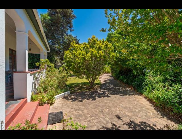 4 BEDROOM HOUSE FOR SALE IN PLUMSTEAD